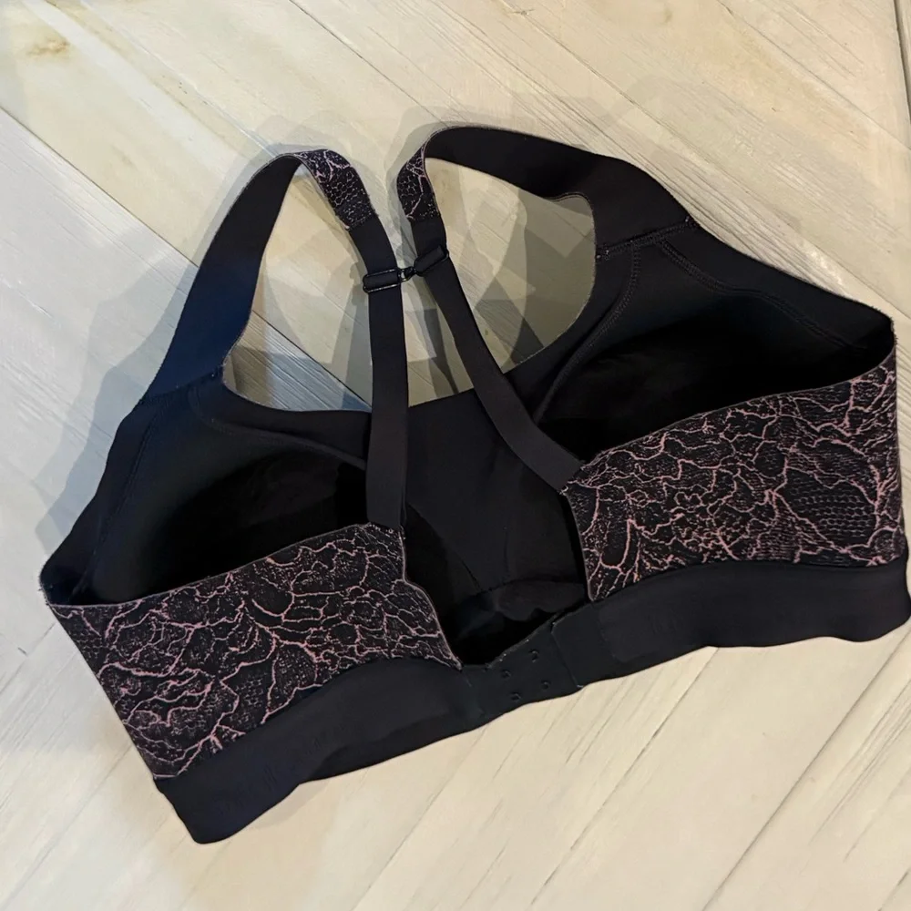 Lululemon Athletica Black and Pink Lace Print Sports Bra, Size 34D